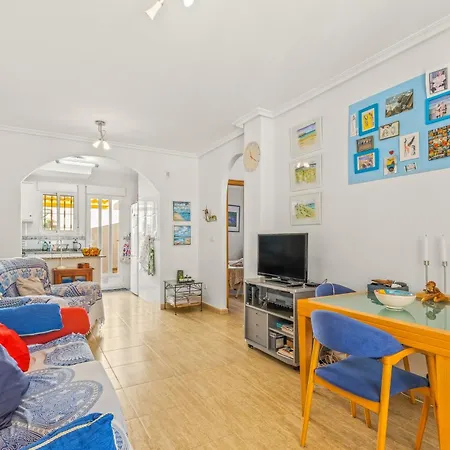 Seaside House In El Mojon בית נופש